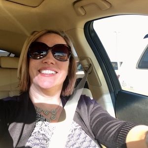 Meet your Posher, Becky